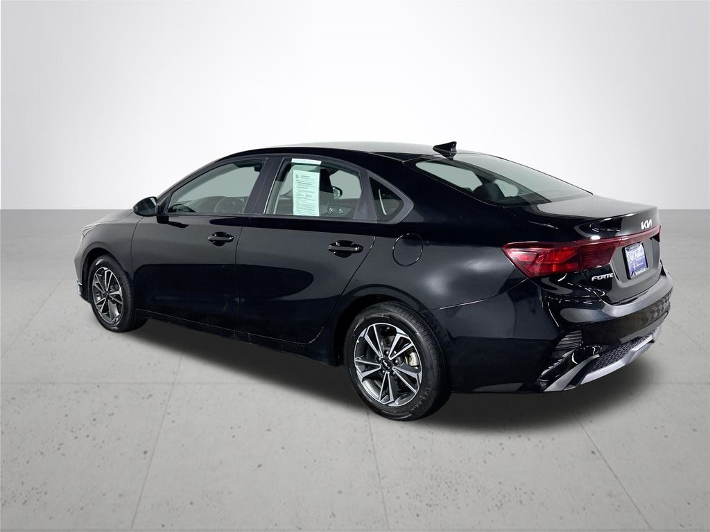 2023 Kia Forte LXS photo 7