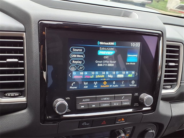 2024 Nissan Frontier SV photo 3