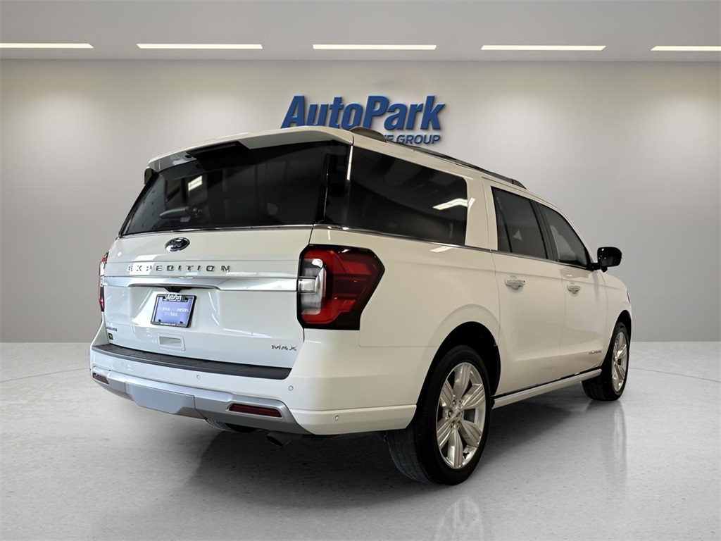 2024 Ford Expedition MAX Platinum photo 4