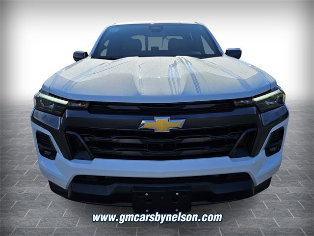2026 Chevrolet Colorado LT photo 2