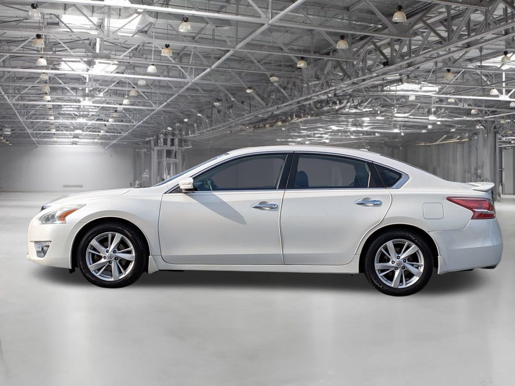 2013 Nissan Altima 2.5 SV photo 7