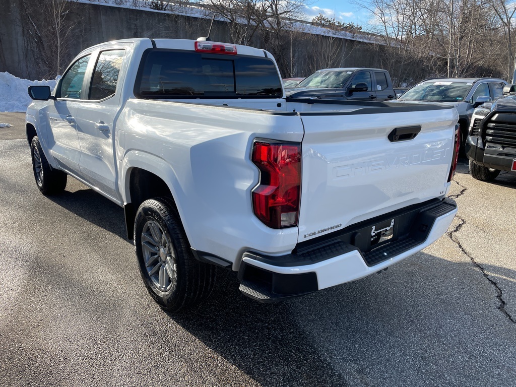2023 Chevrolet Colorado LT photo 4