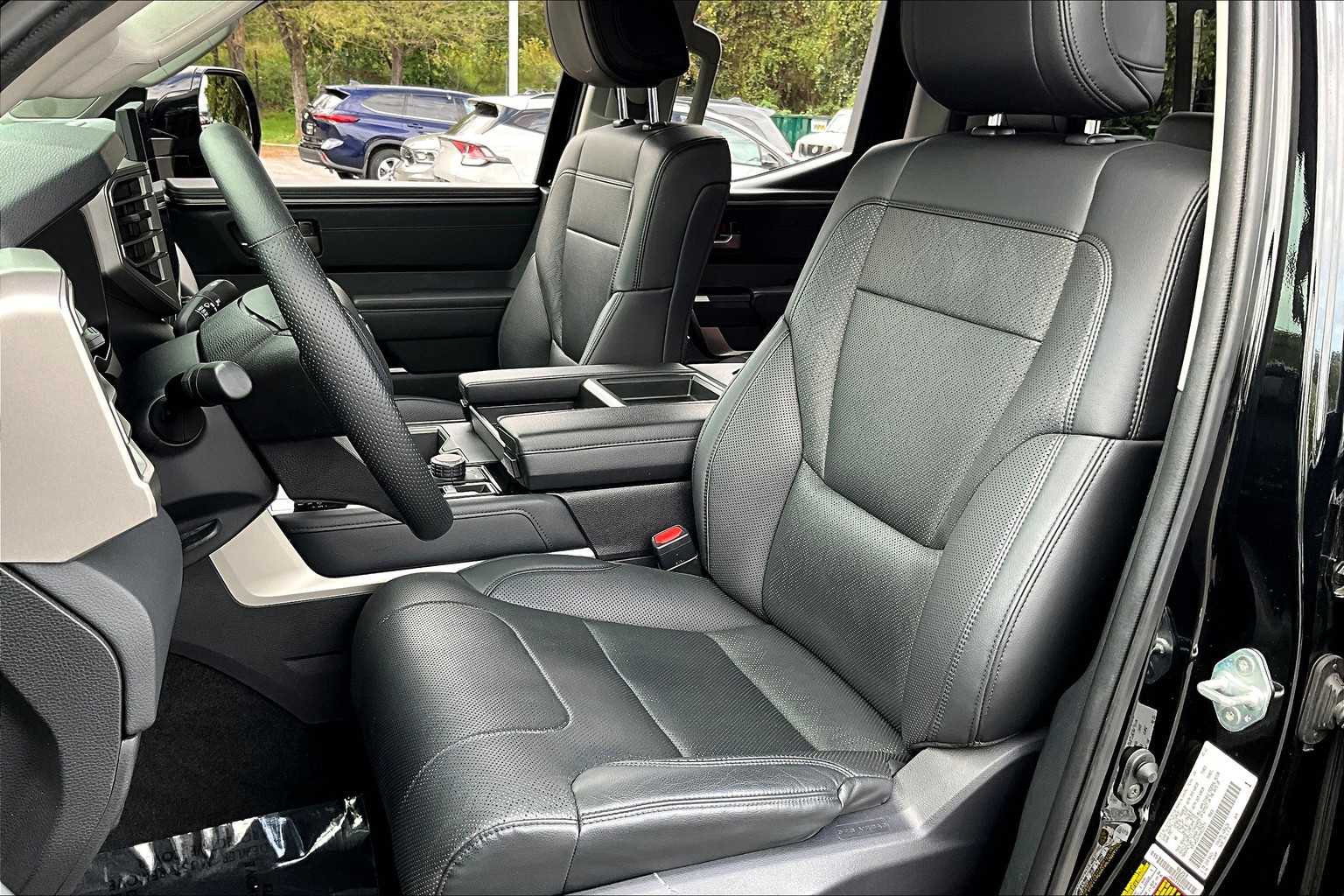 2022 Toyota Tundra Limited Double Cab photo 7