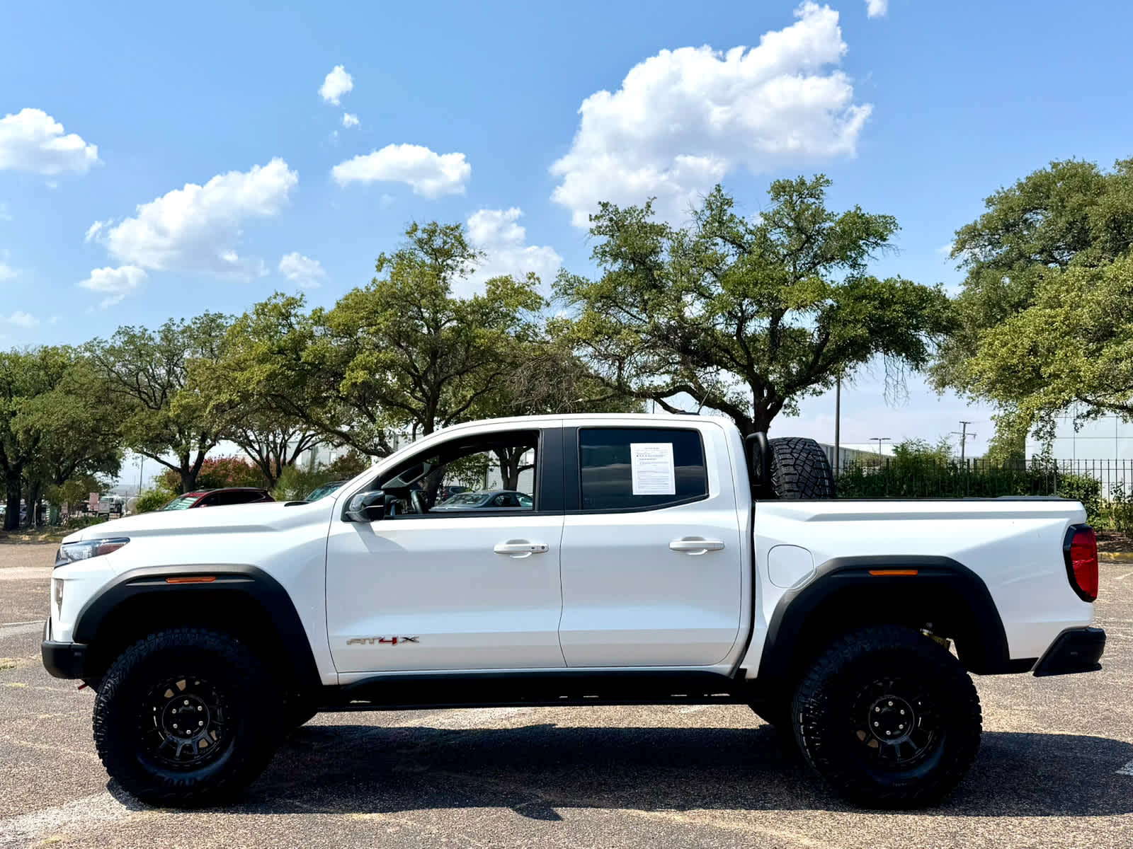 2024 Gmc Canyon AT4X photo 2