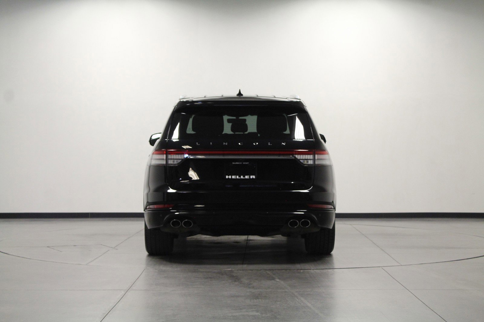 2021 Lincoln Aviator Grand Touring photo 4