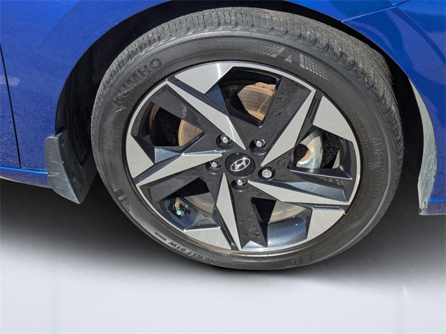 2023 Hyundai Elantra SEL photo 11