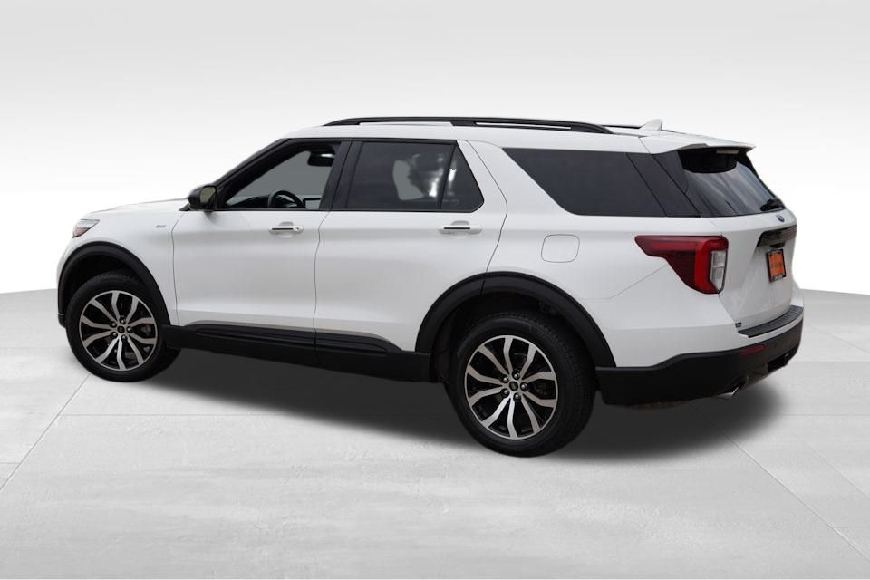 2023 Ford Explorer ST-Line photo 8