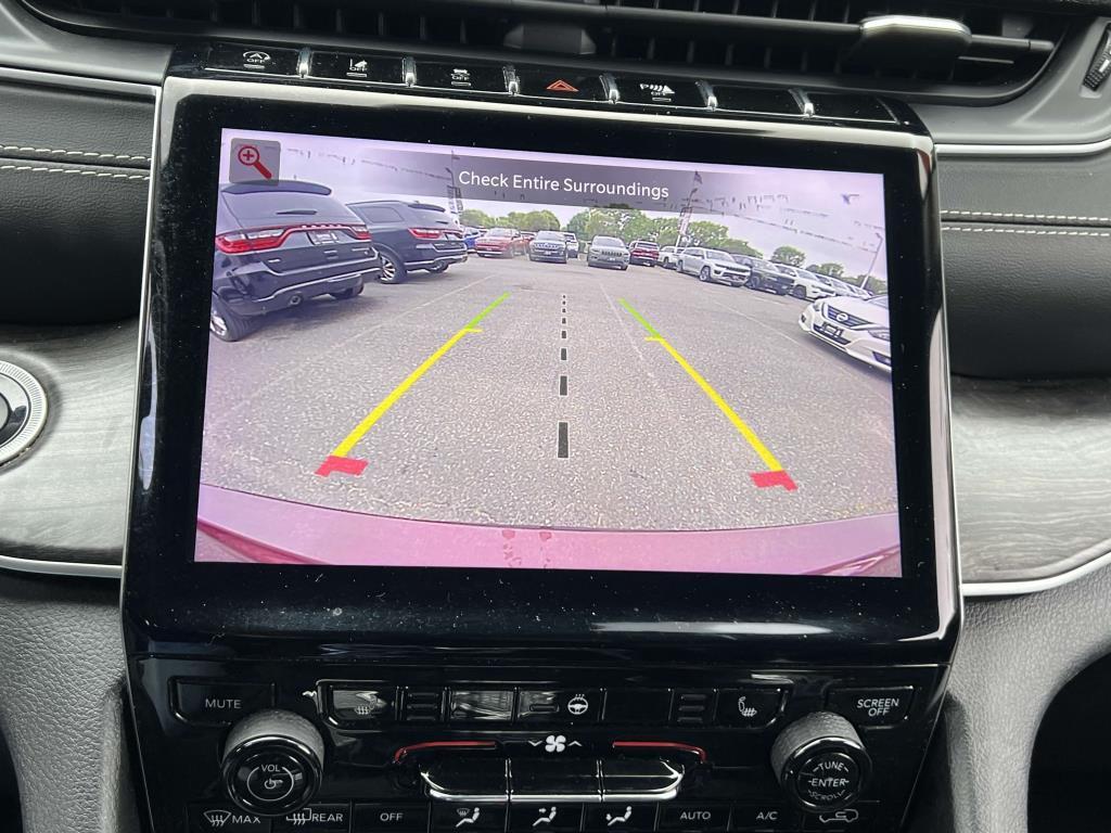 2021 Jeep Grand Cherokee Limited photo 18