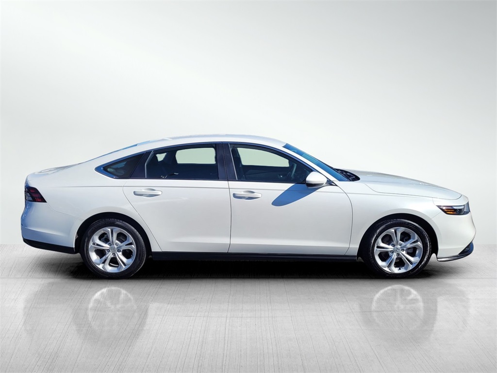2024 Honda Accord LX photo 2
