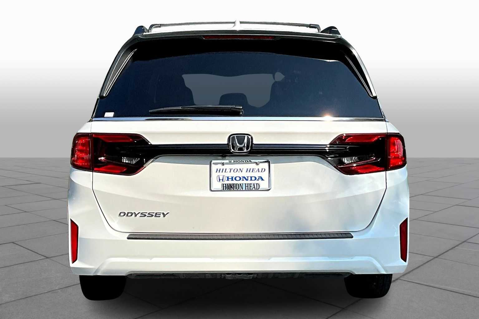 2026 Honda Odyssey EX-L photo 4
