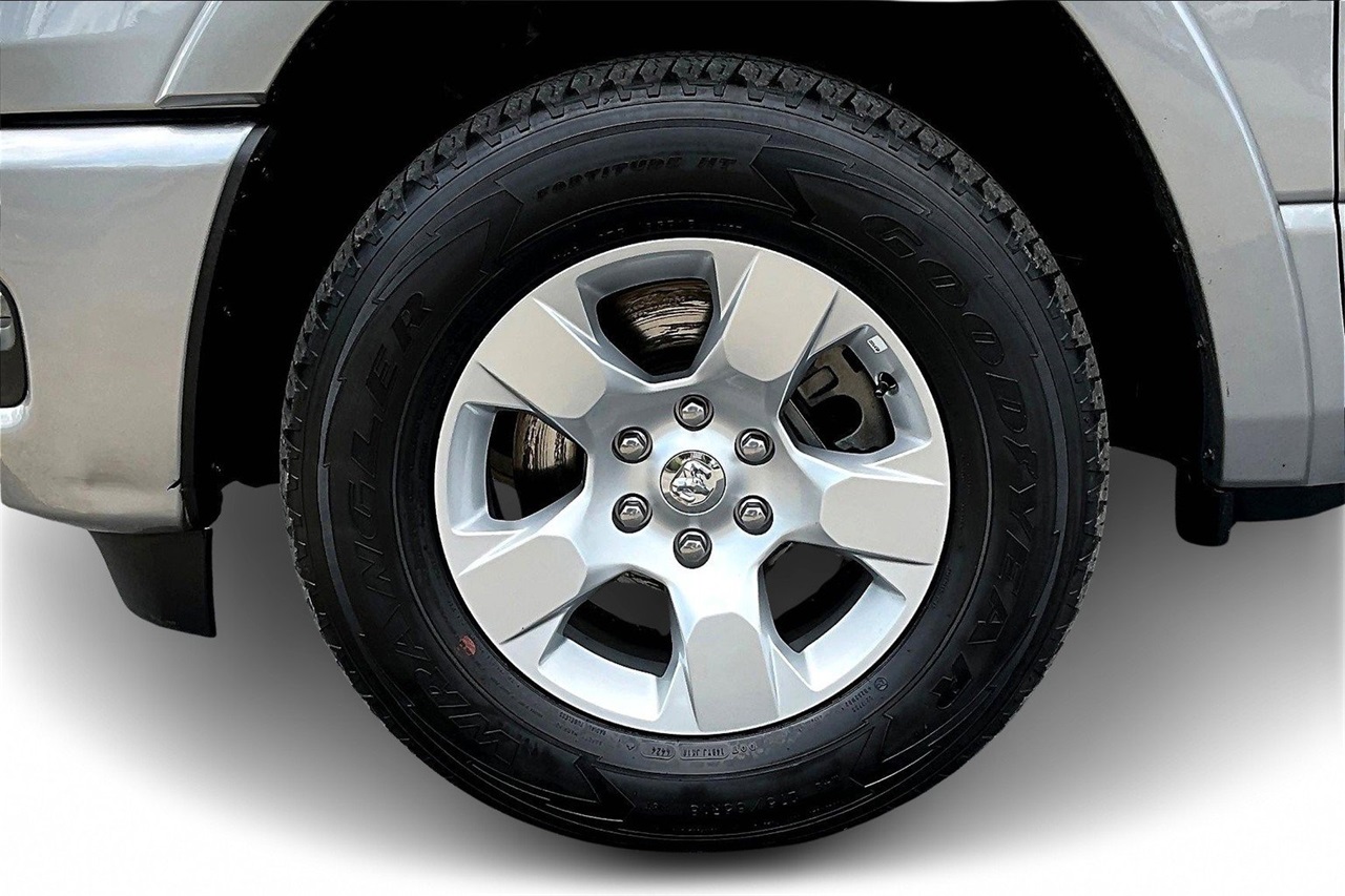 2025 Ram 1500 Big Horn Lone Star photo 29