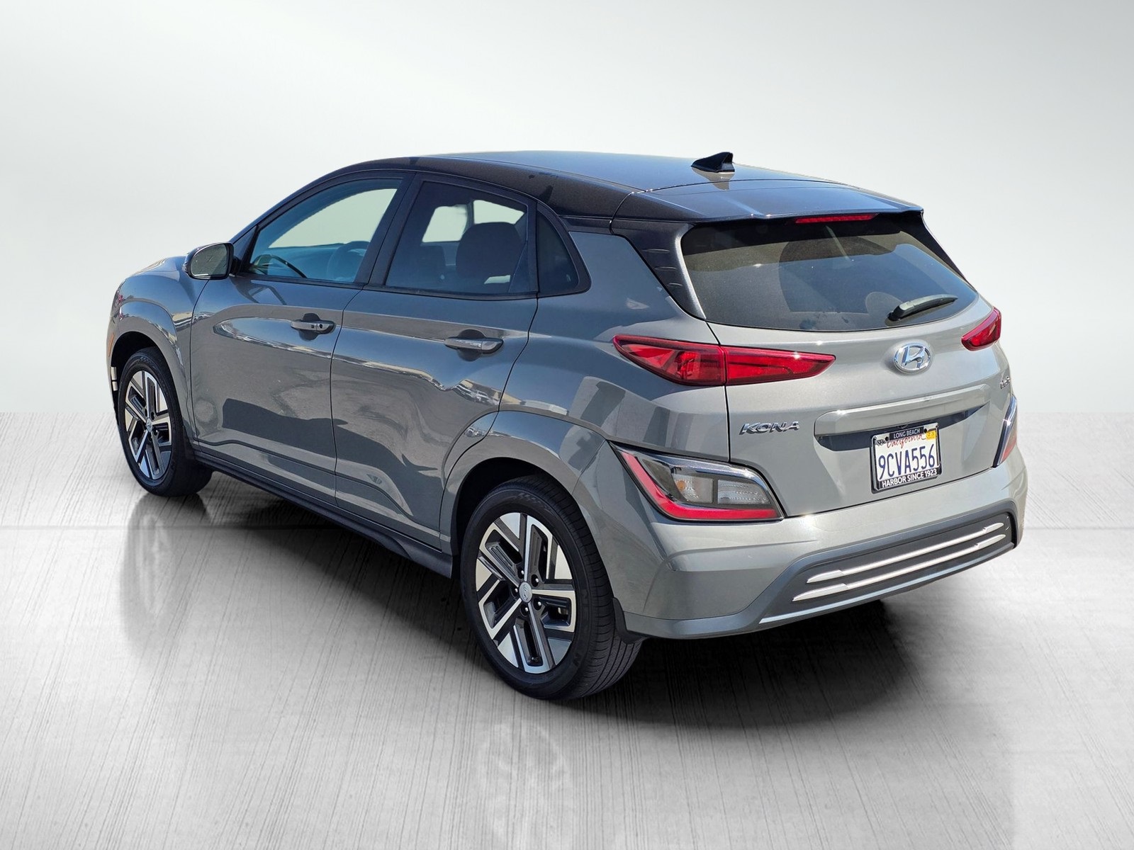 2022 Hyundai Kona Electric SEL photo 4