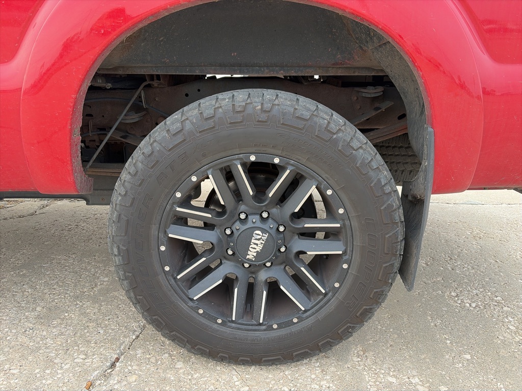 2011 Ford F-250 photo 3