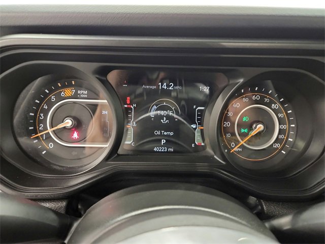 2024 Jeep Wrangler Sahara photo 19