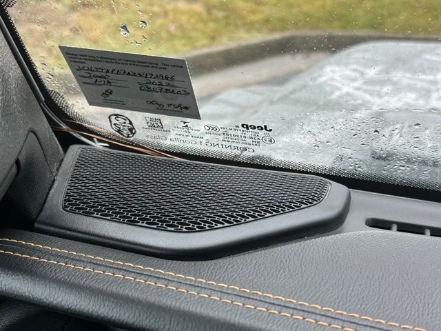 2022 Jeep Wrangler Unlimited Sahara High Altitude 4xe photo 18
