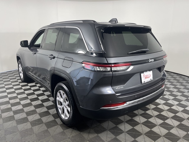 2022 Jeep Grand Cherokee Limited photo 3