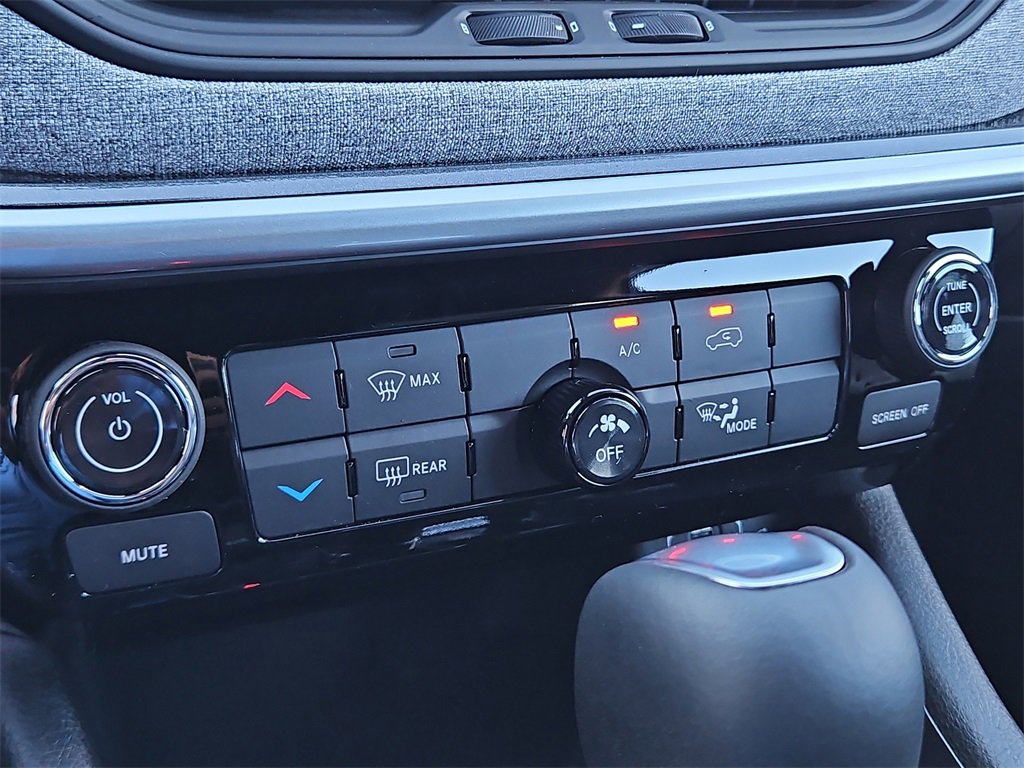 2025 Jeep Compass Latitude photo 21
