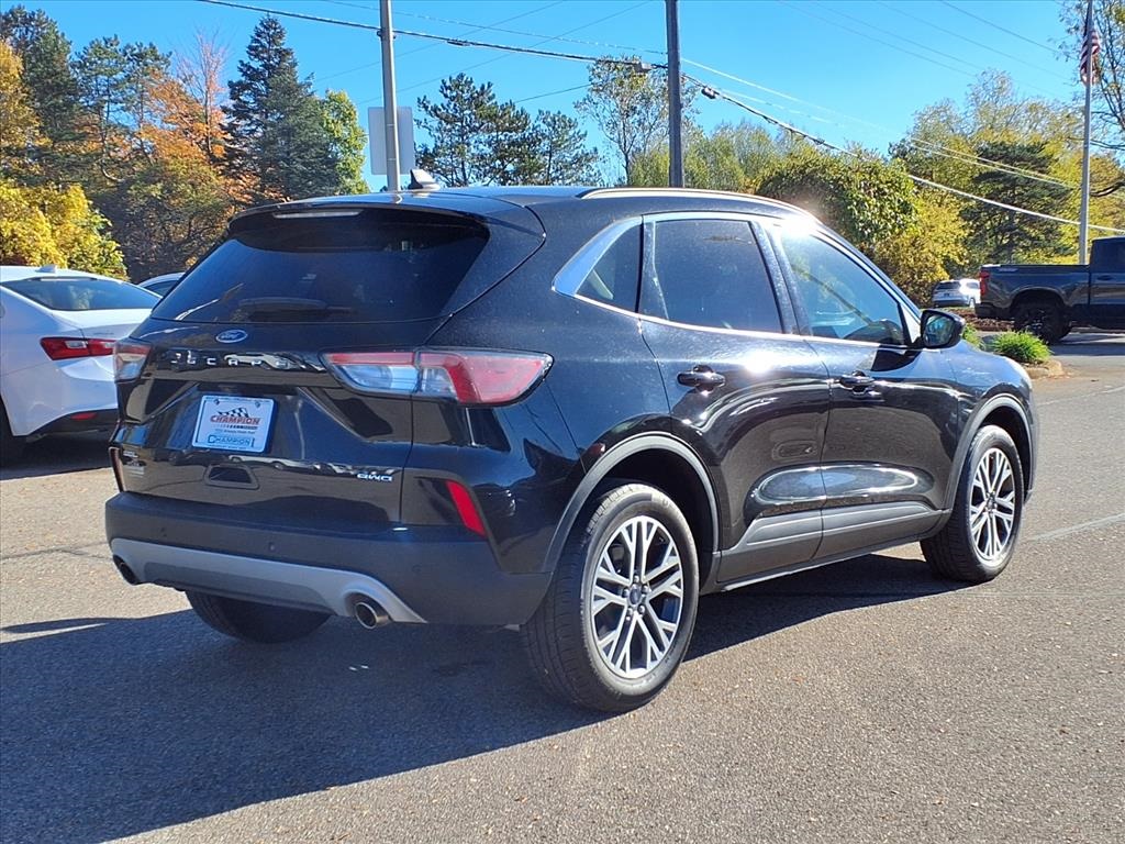 2021 Ford Escape SEL photo 4