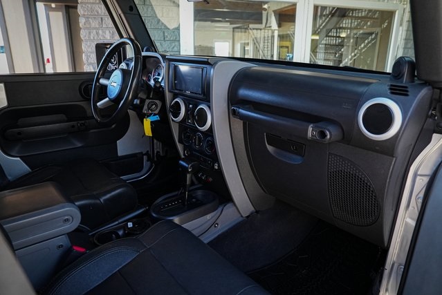 2008 Jeep Wrangler Unlimited Sahara photo 25