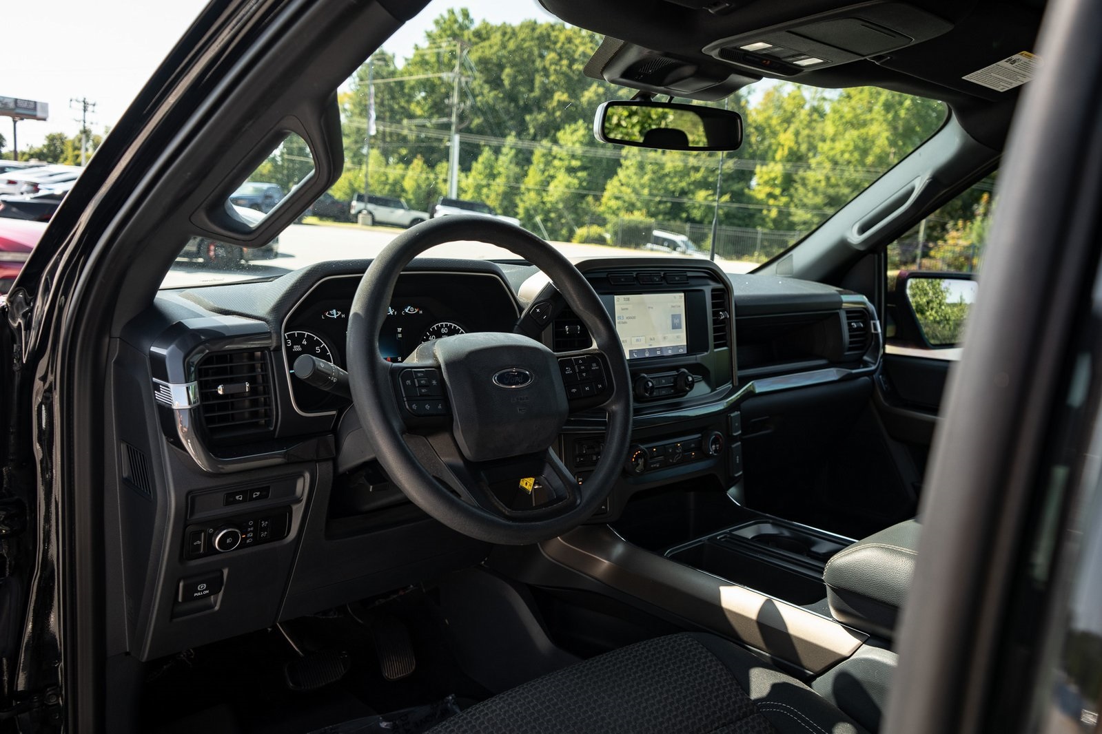 2023 Ford F-150 XL photo 13