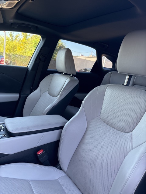 2024 Lexus RX 350 Premium photo 2