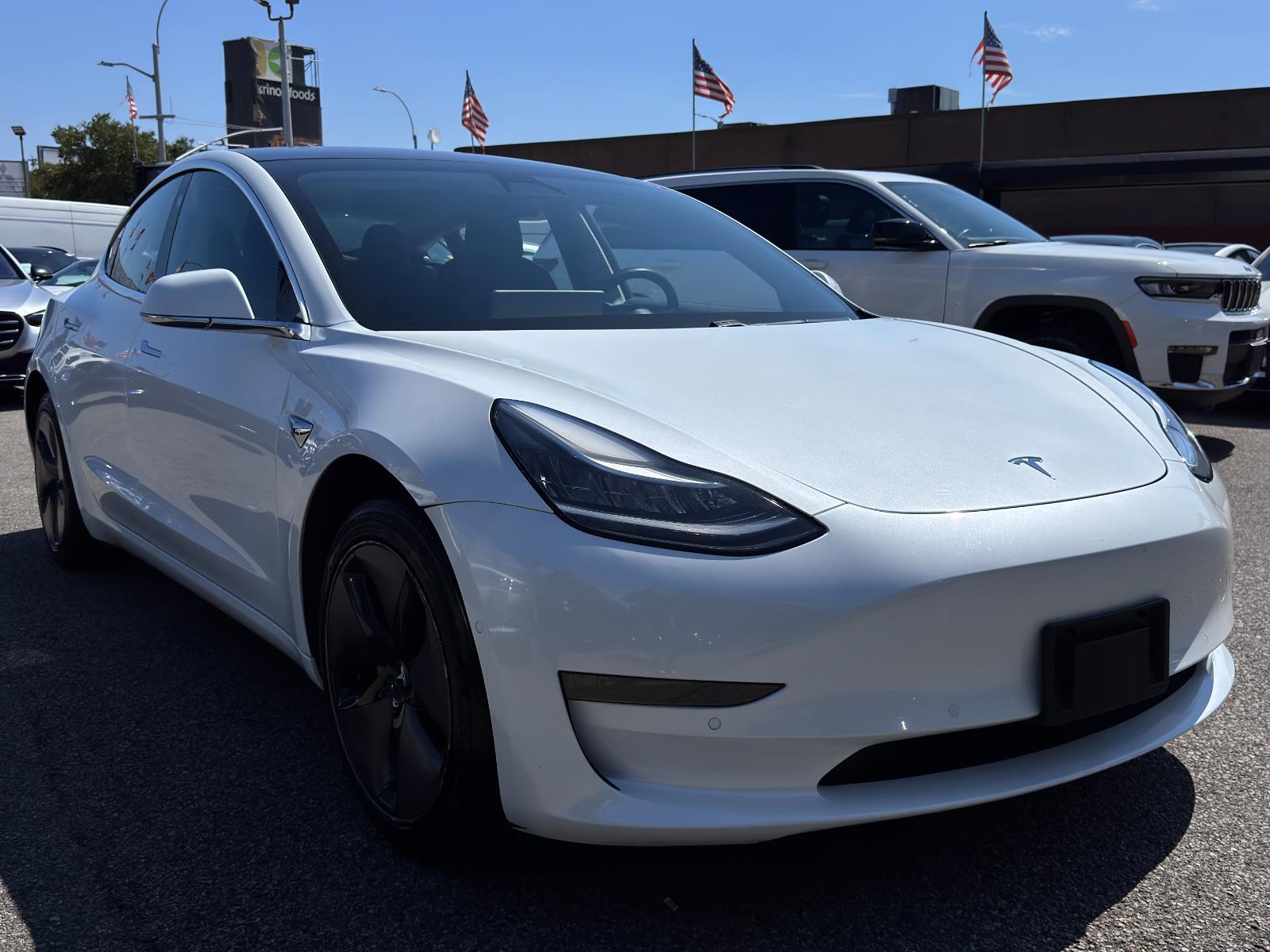 2018 Tesla Model 3 Long Range photo 3