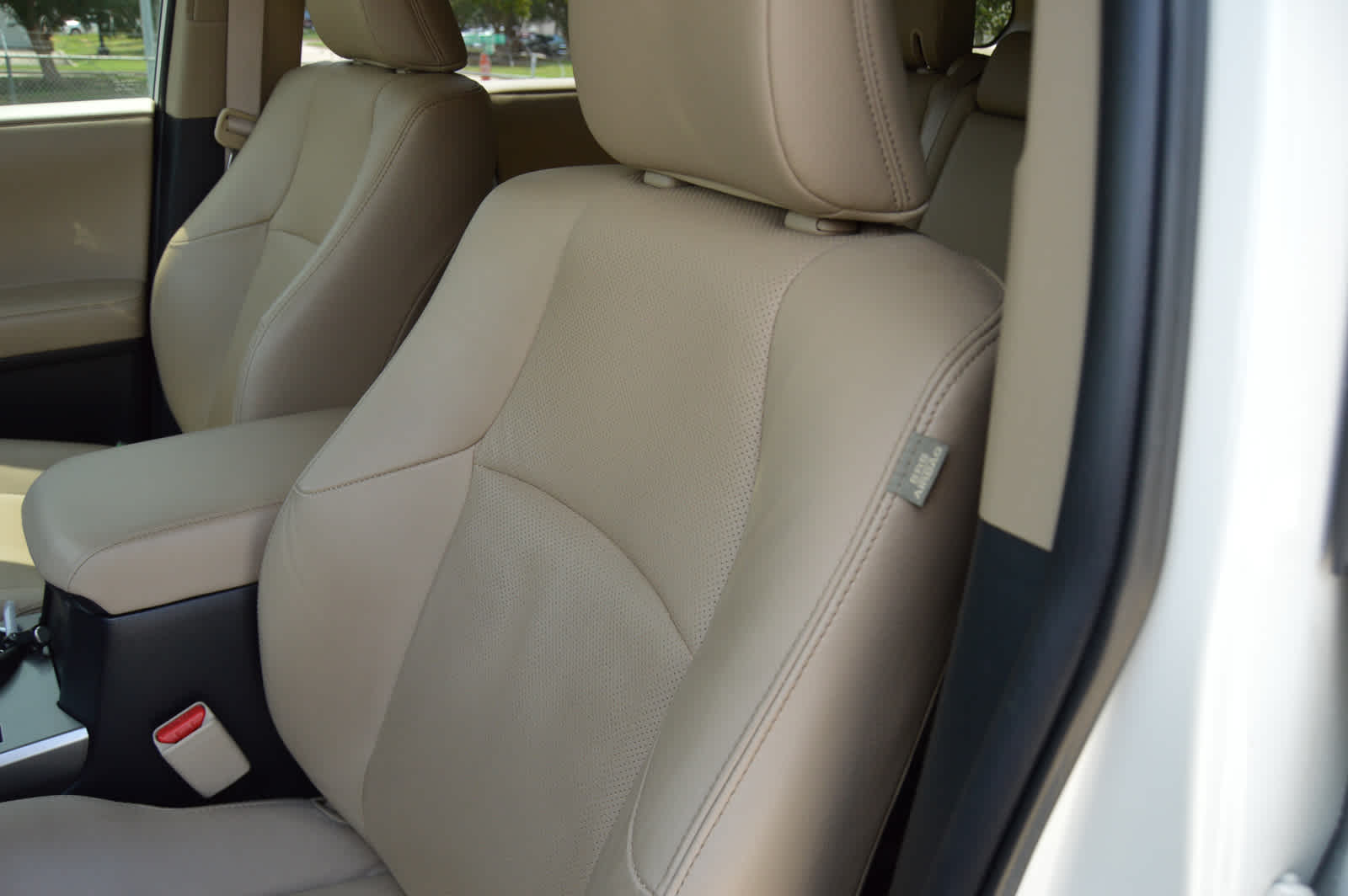 2022 Toyota 4Runner Limited photo 10