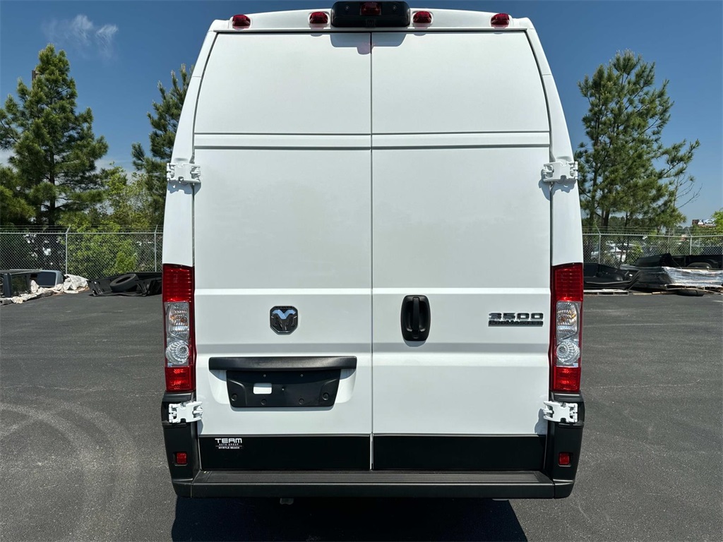 2024 Ram ProMaster 3500 photo 3