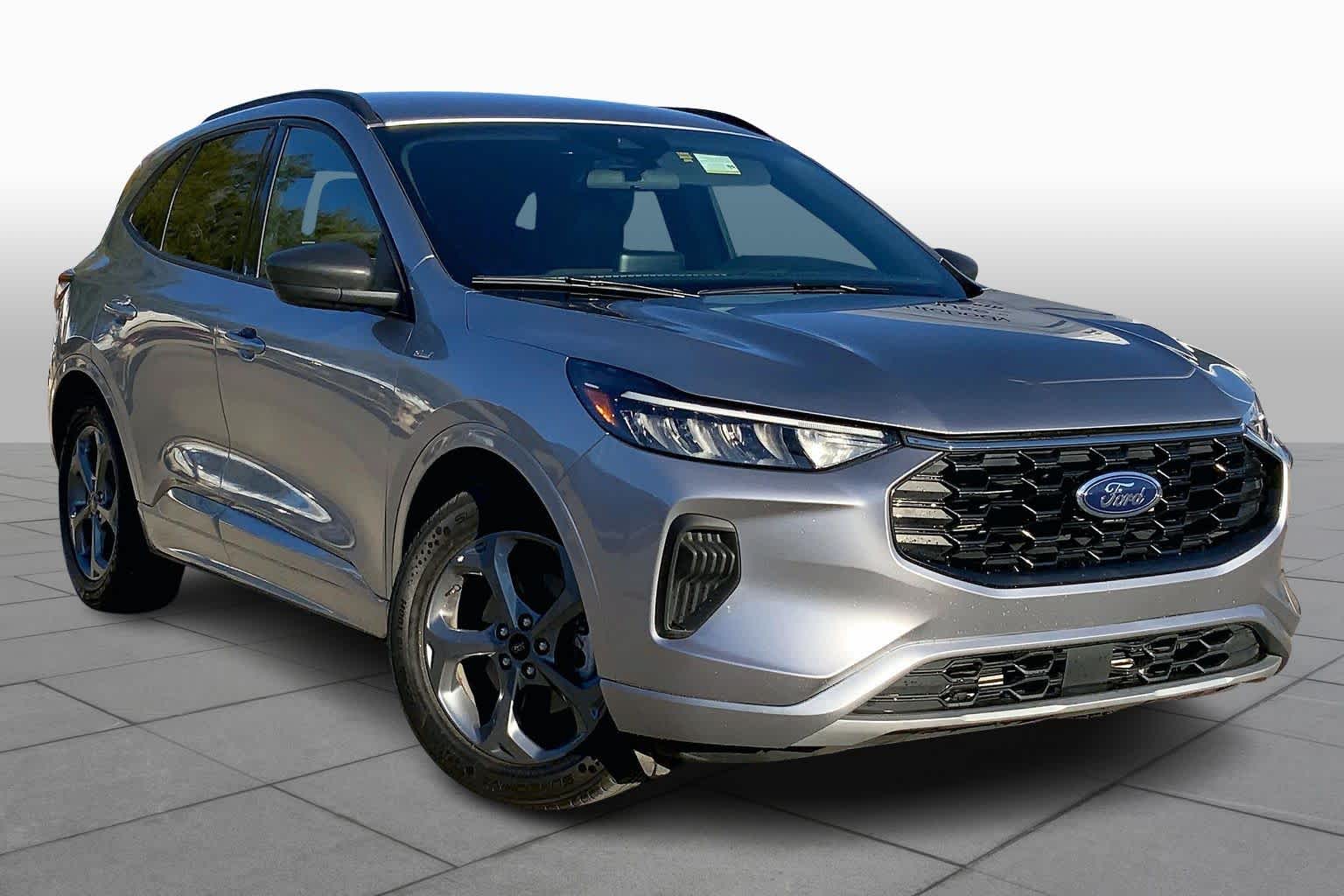 2024 Ford Escape ST-Line photo 2