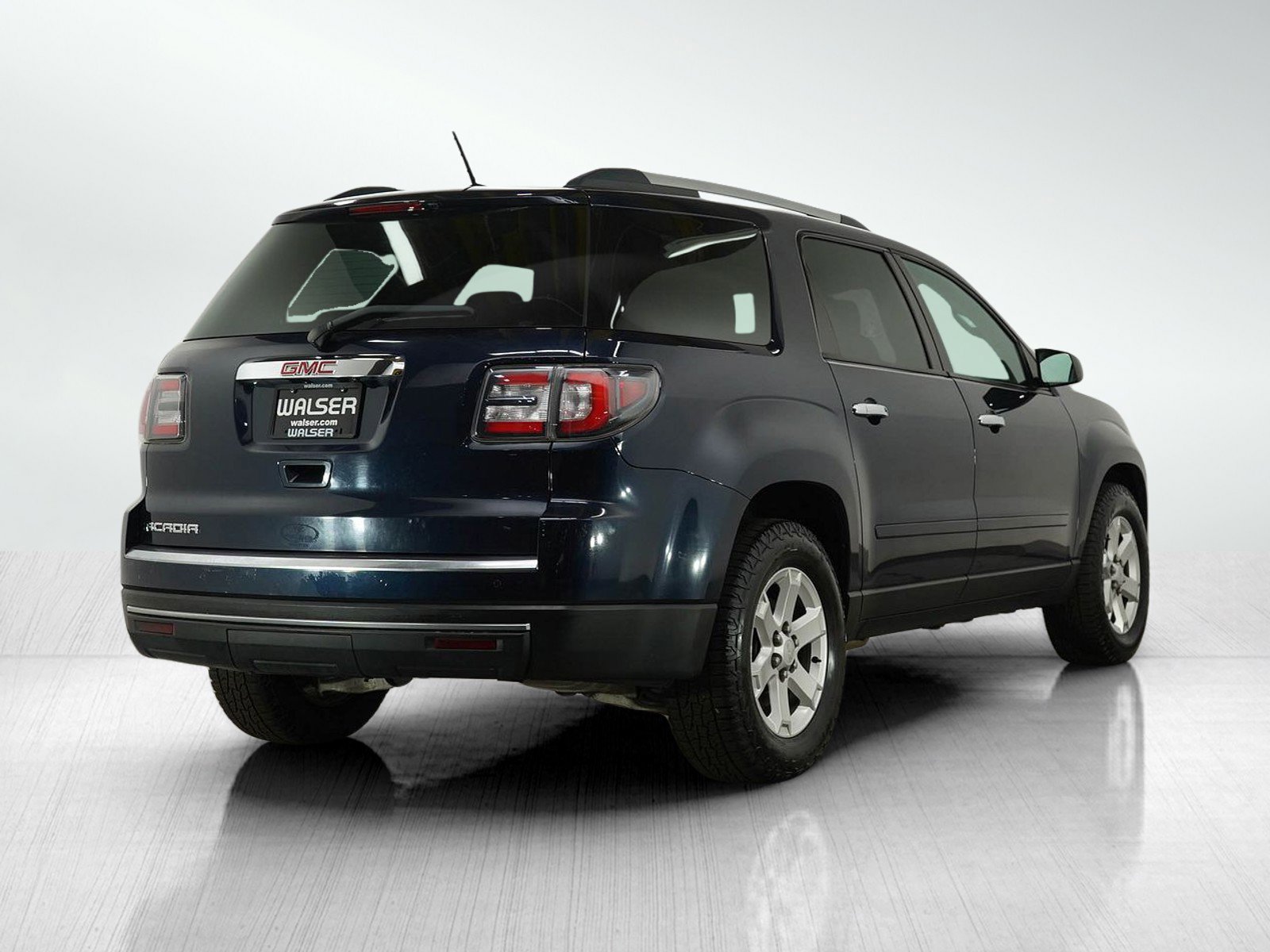 2015 Gmc Acadia SLE photo 5