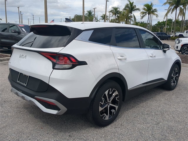 2023 Kia Sportage EX photo 4