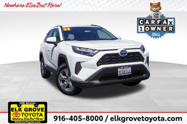 2022 Toyota RAV4 XLE