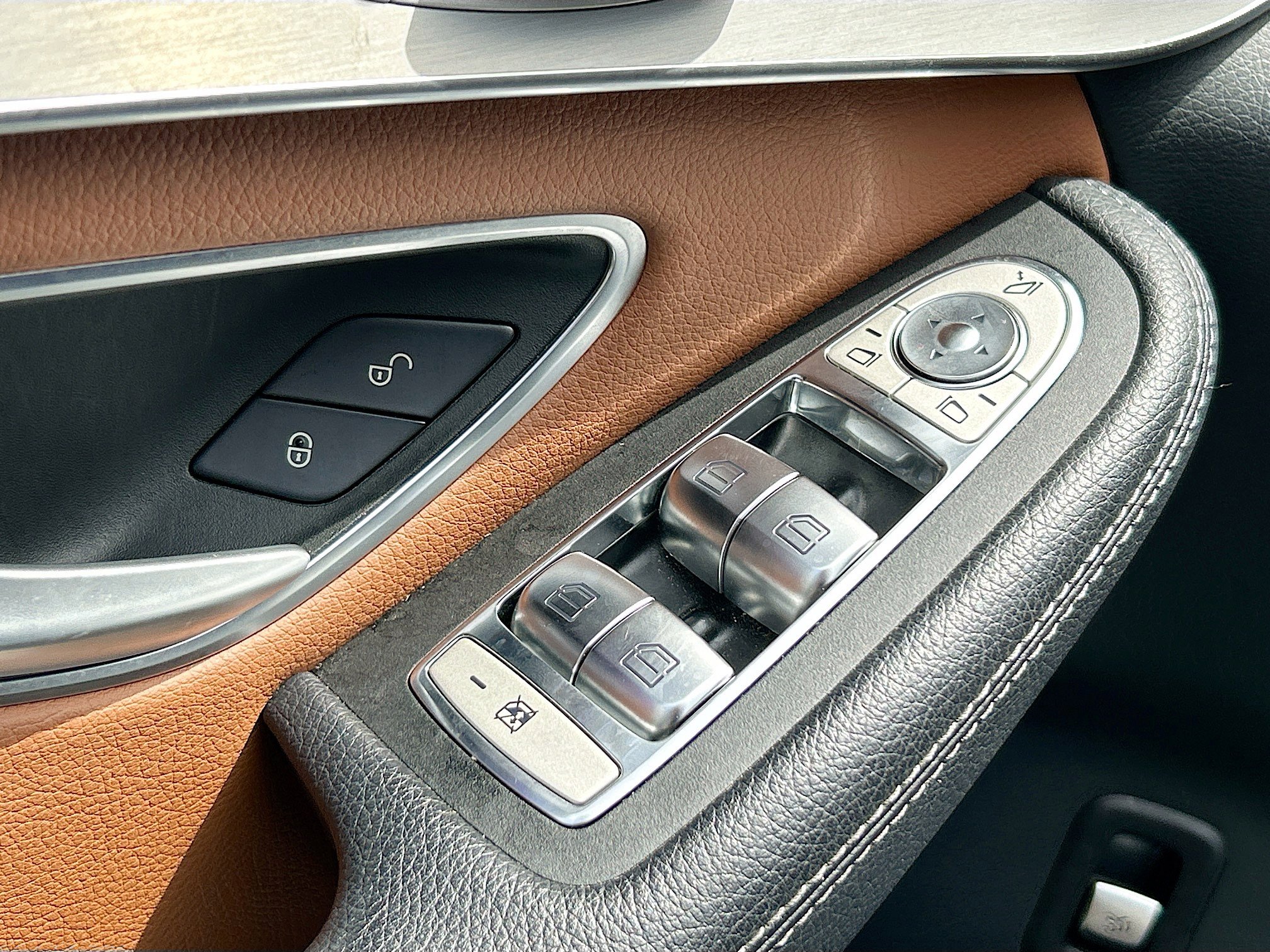 2023 Mercedes Benz GLC AMG 43 4MATIC photo 16