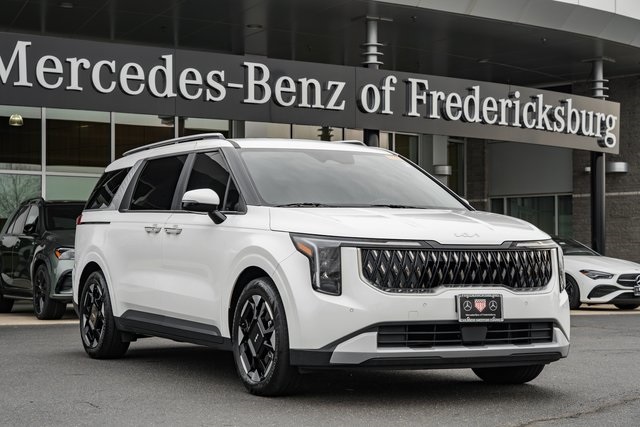 2025 Kia Carnival EX's photo