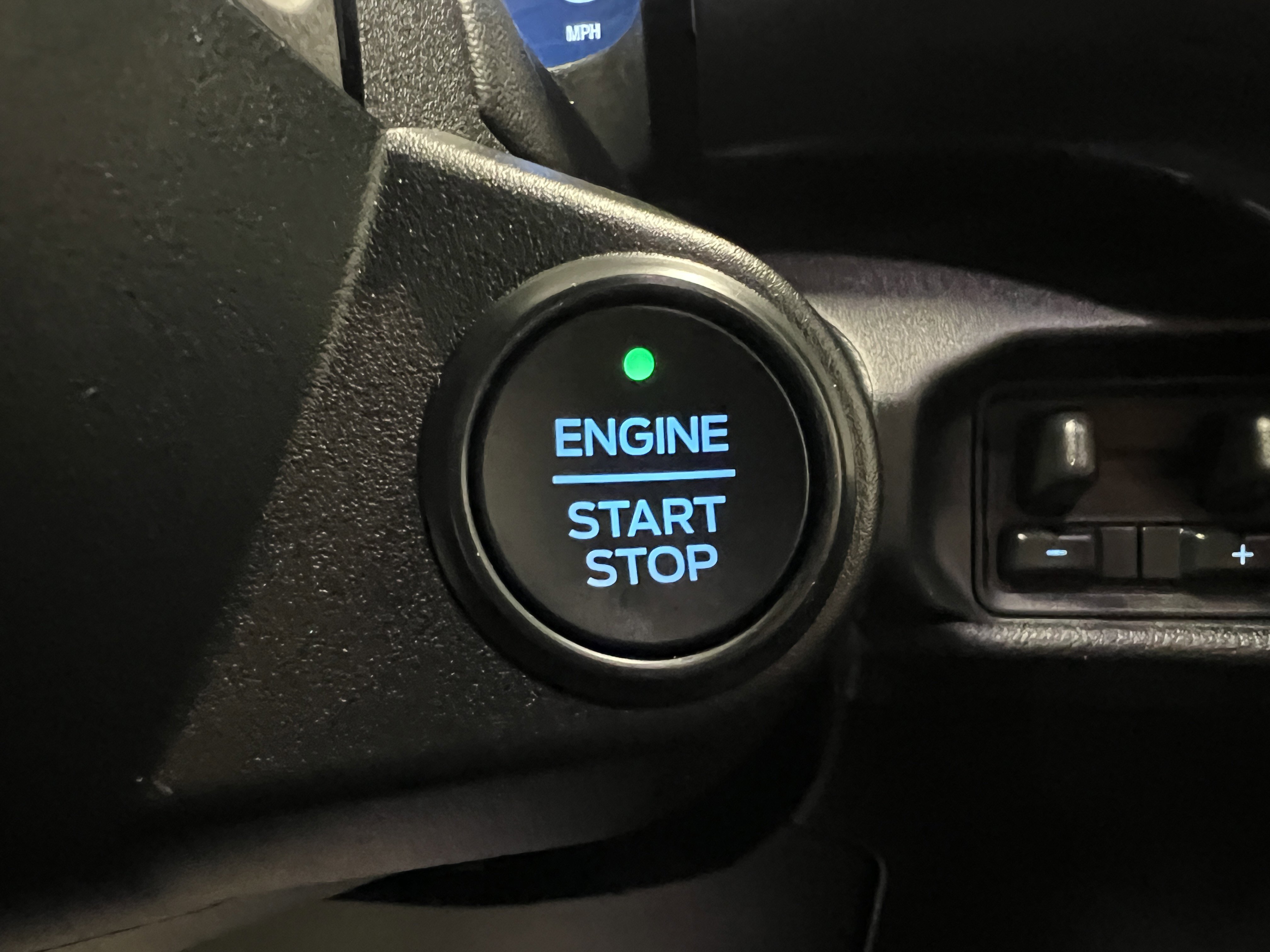 2024 Ford Ranger Lariat photo 12