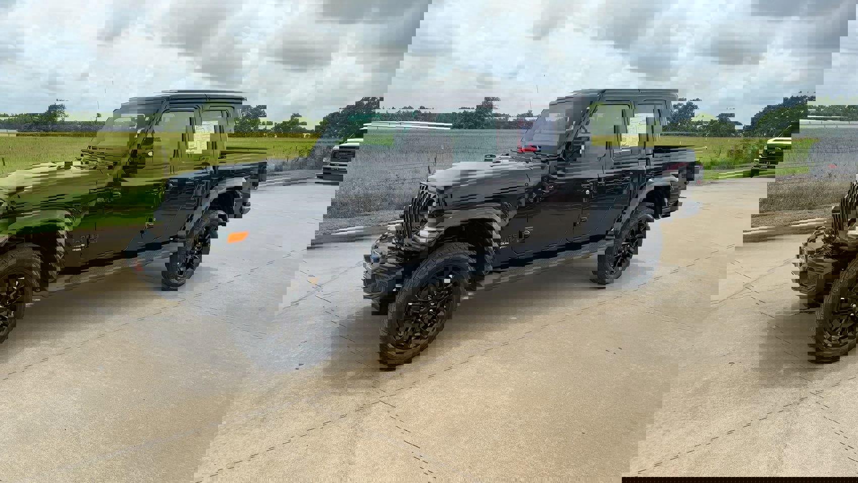 2023 Jeep Gladiator High Altitude photo 4