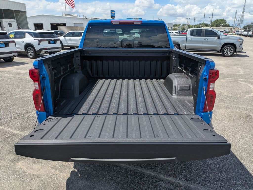 2025 Chevrolet Silverado 1500 Custom photo 23