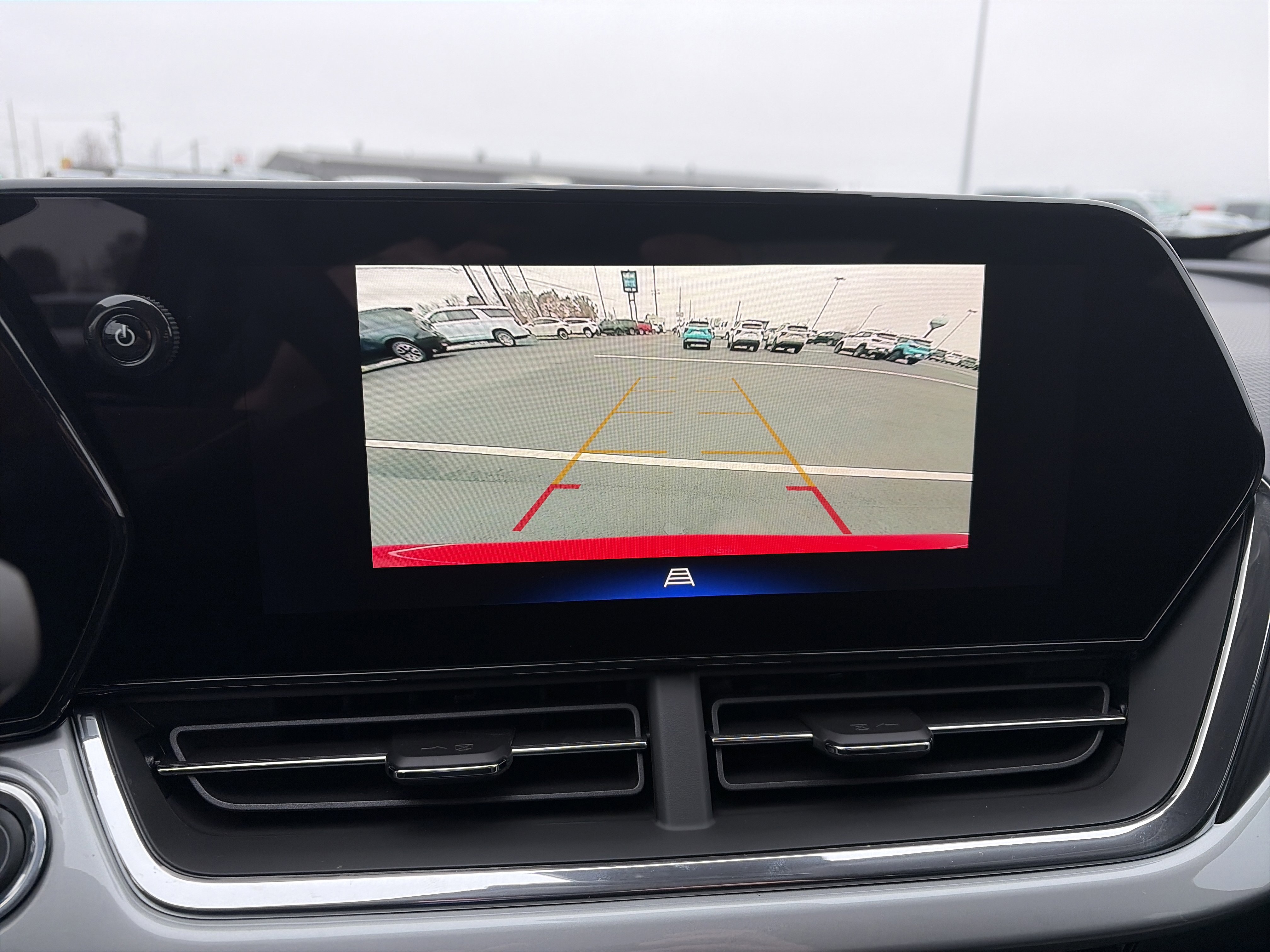 2026 Chevrolet Trax LT photo 3