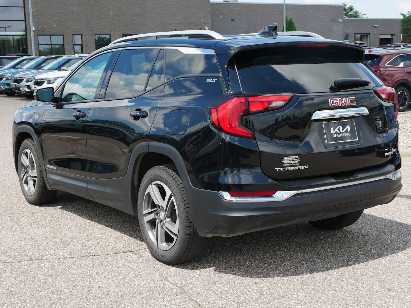 Used 2020 GMC Terrain SLT with VIN 3GKALVEV9LL257084 for sale in Mankato, Minnesota