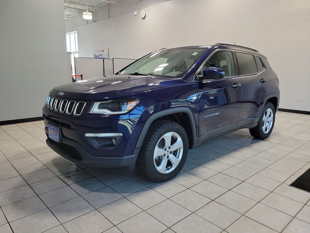 2019 Jeep Compass Latitude photo 3