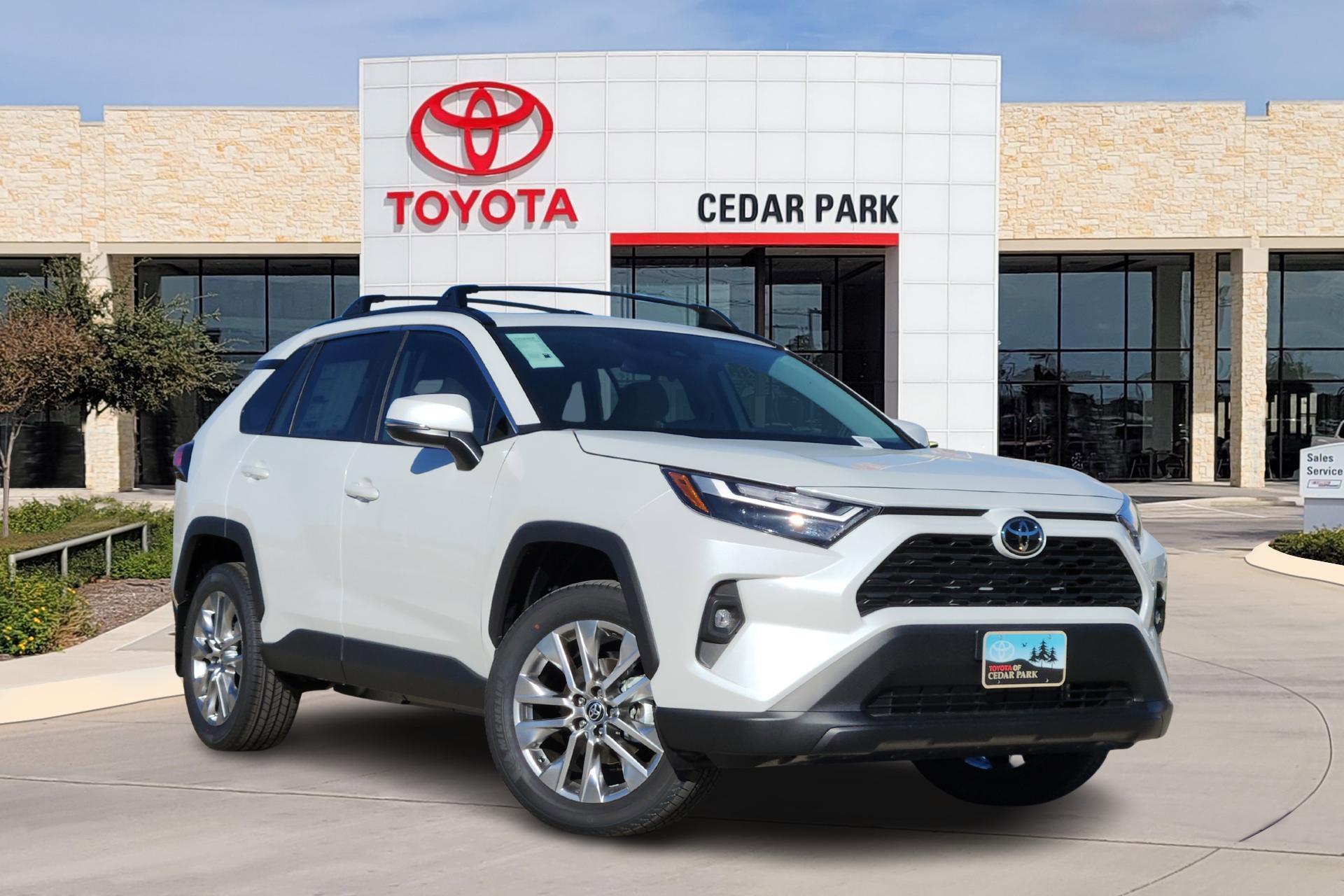 2025 Toyota RAV4 XLE Premium's photo