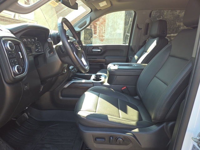 2022 Gmc Sierra HD SLT photo 9