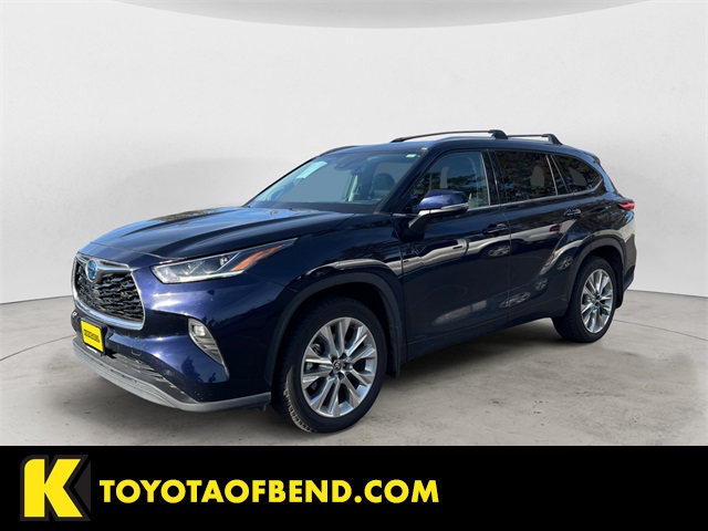 2023 Toyota Highlander Limited's photo