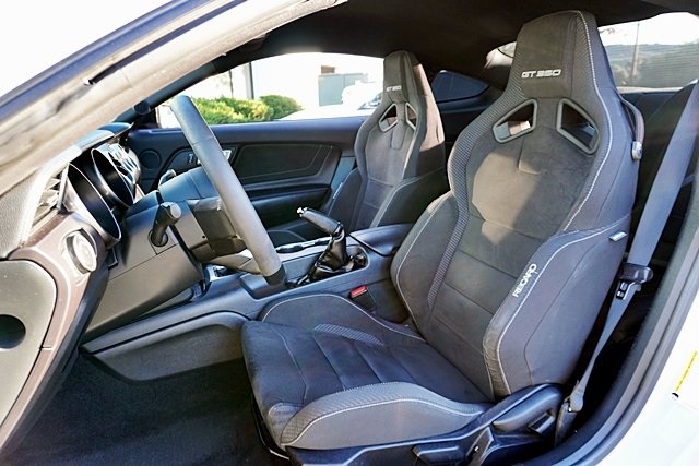 Used 2017 White Ford Shelby GT350 image 19