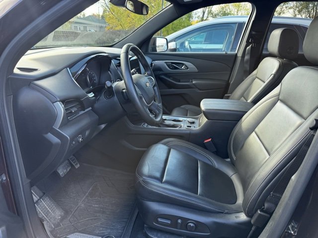 2020 Chevrolet Traverse Leather photo 3