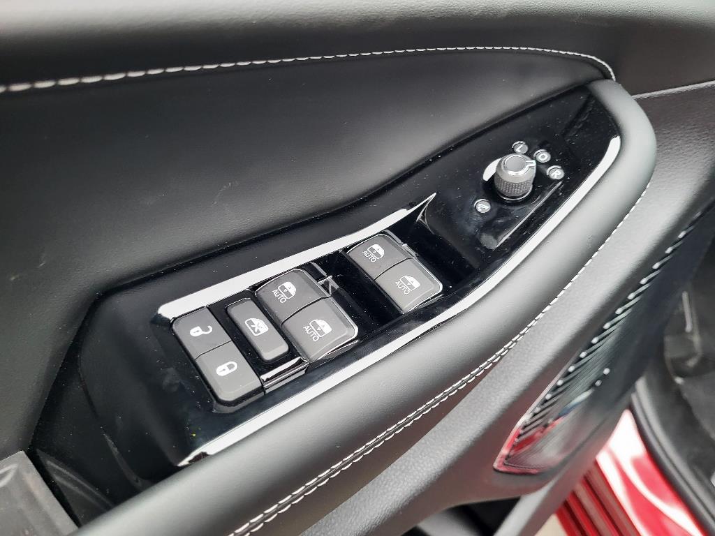 2024 Jeep Cherokee Overland photo 5