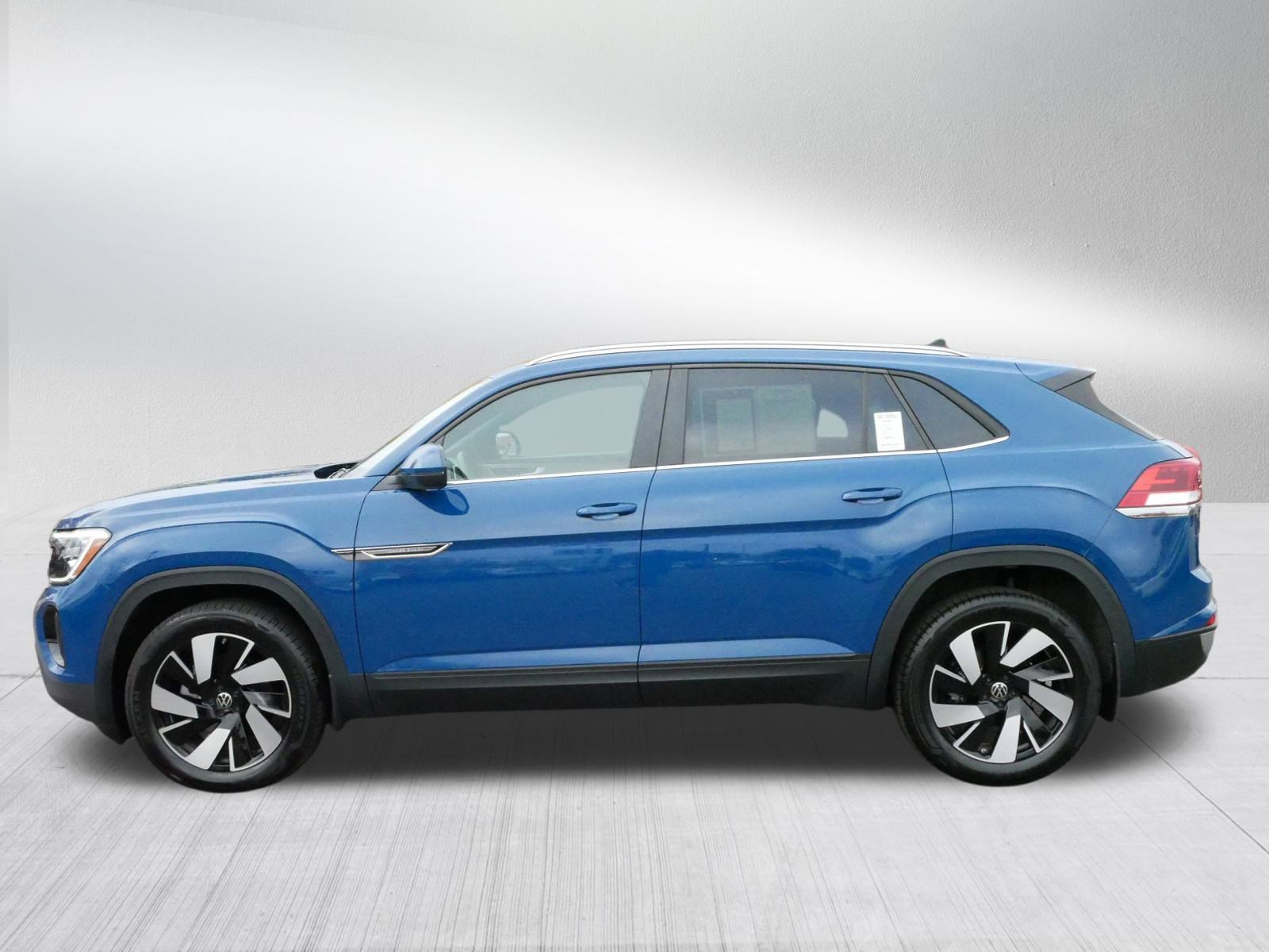 2025 Volkswagen Atlas Cross Sport SE Technology photo 4