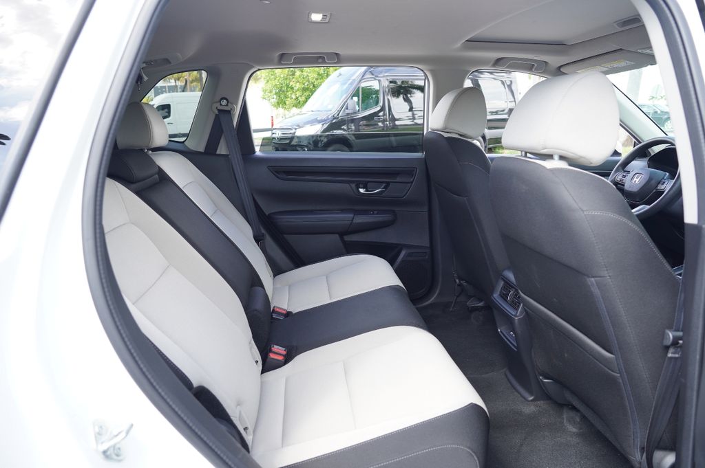 2024 Honda CR-V EX photo 10