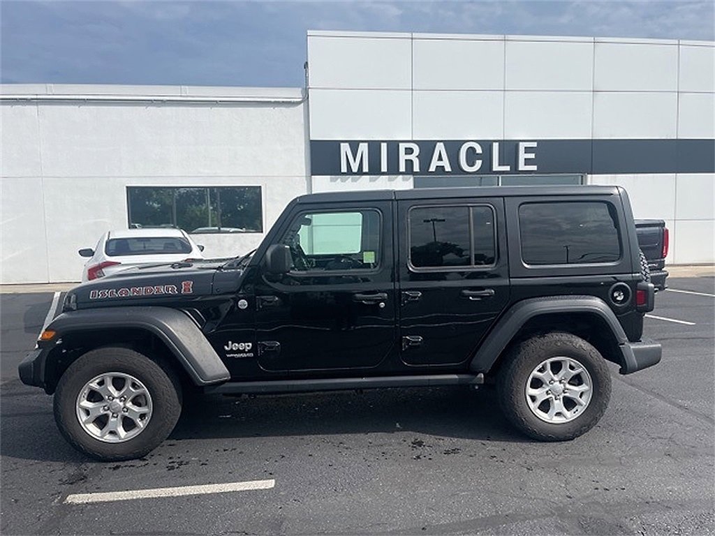 2021 Jeep Wrangler Unlimited Islander photo 2