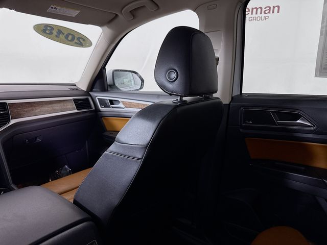 2018 Volkswagen Atlas SEL Premium photo 24
